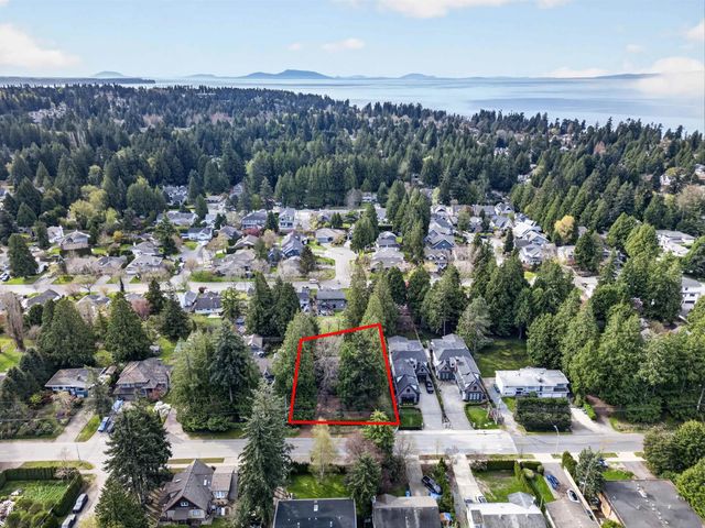 12564 25 Avenue, Surrey