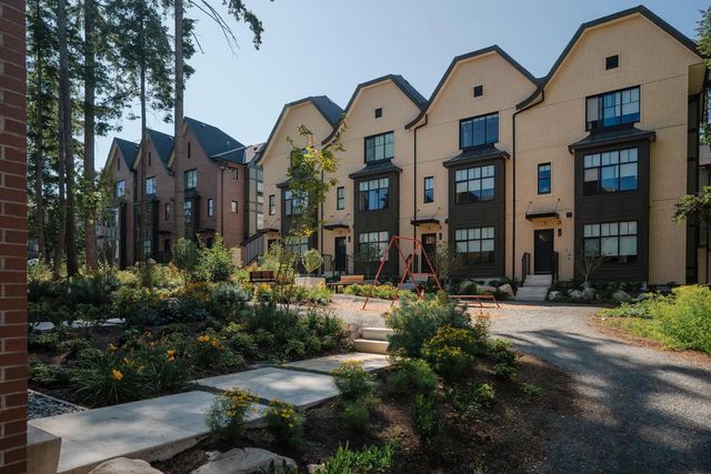 2350 165 Street 111, Surrey