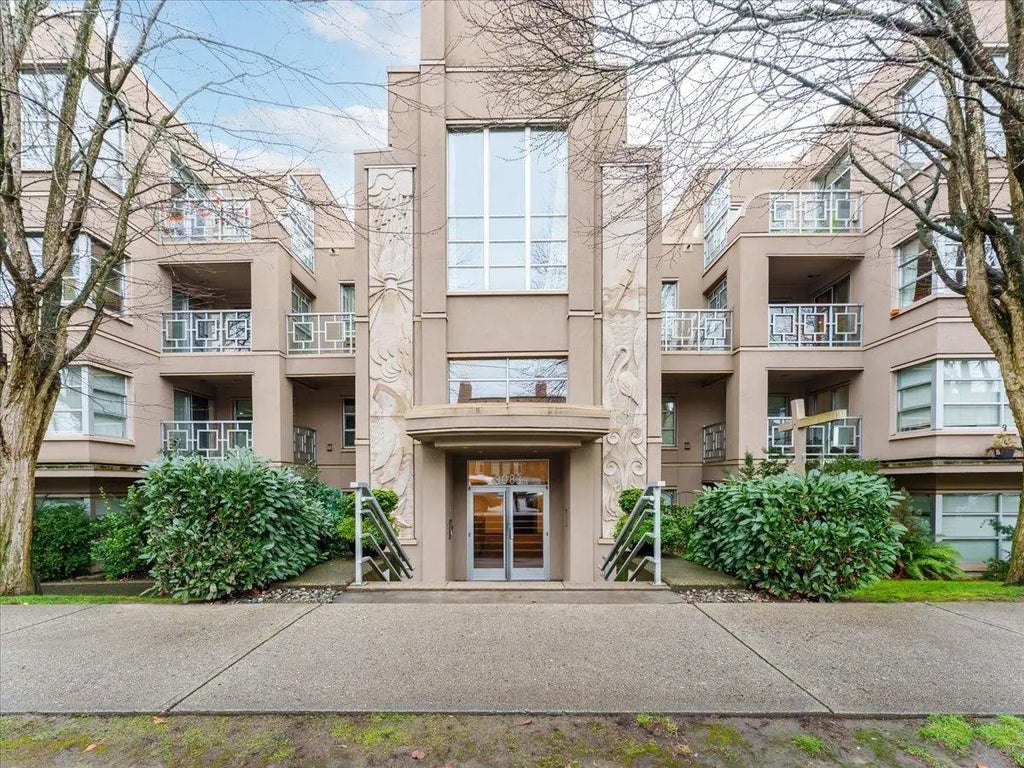 3083 W 4th Avenue 408, Vancouver