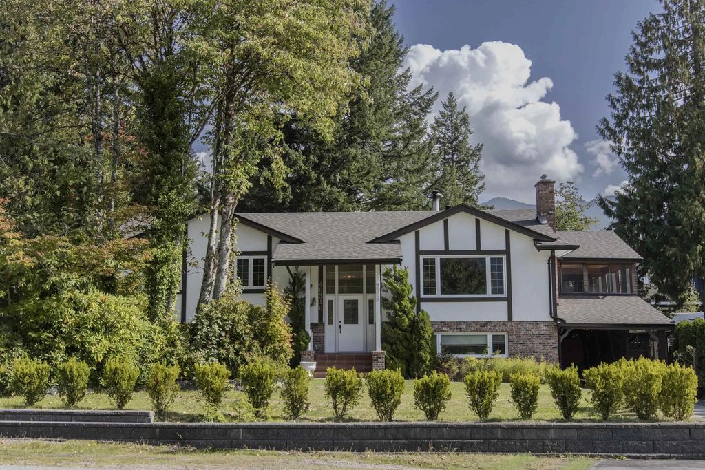 40318 Braemar Drive, Squamish