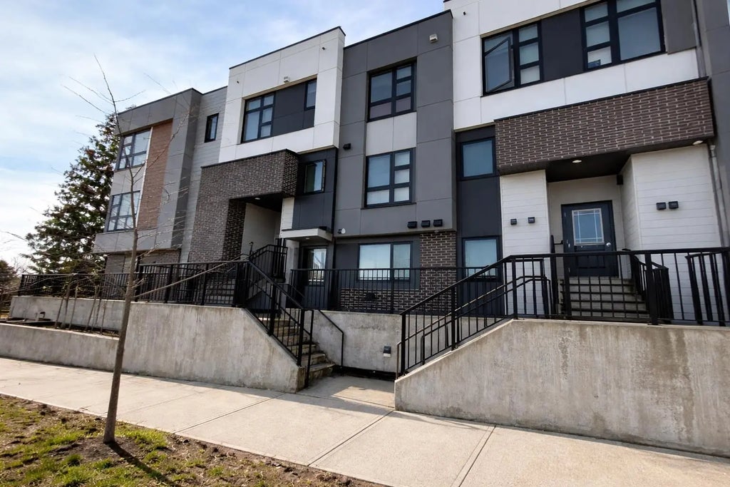 1419 Mccallum Road 63, Abbotsford