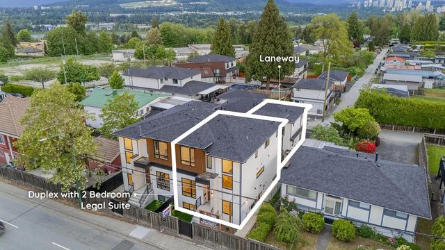6740 Canada Way 2, Burnaby