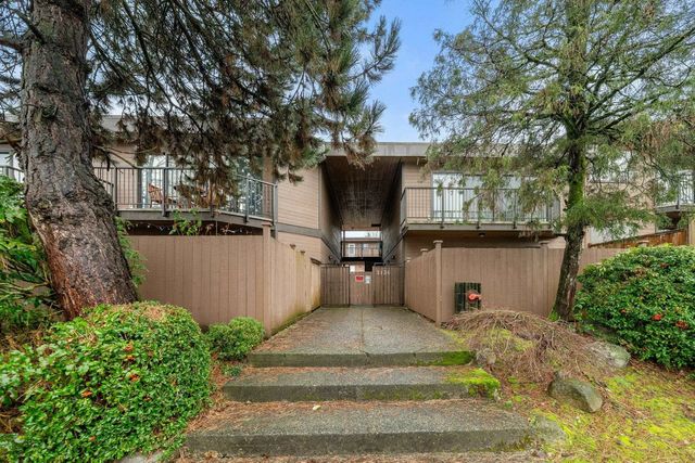3136 Kingsway 204, Vancouver