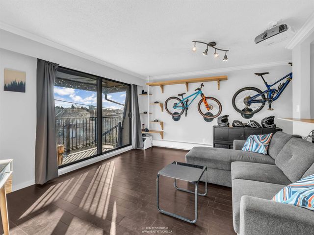 2222 Cambridge Street 306, Vancouver