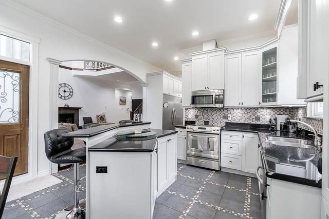 14867 76a Avenue, Surrey