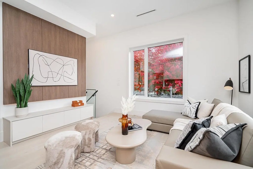 2462 Adanac Street, Vancouver