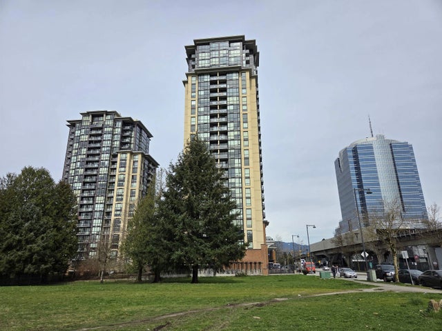 10777 University Drive 1106, Surrey