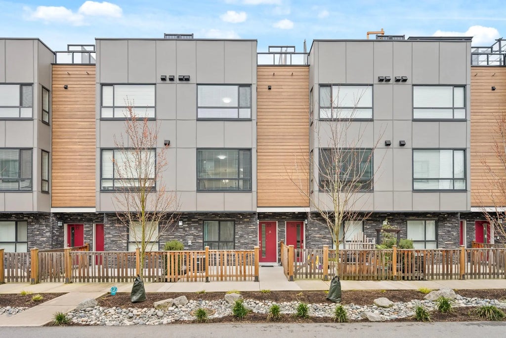 19631 55a Avenue 23, Langley