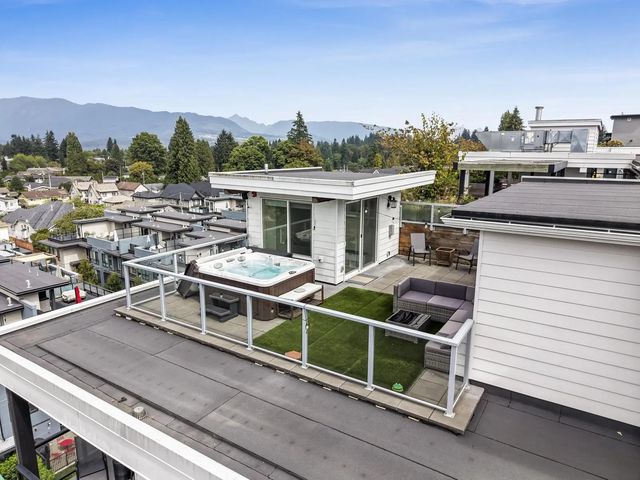 707 Como Lake Avenue 611, Coquitlam