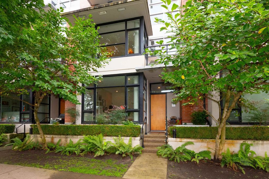 290 E 11th Avenue, Vancouver