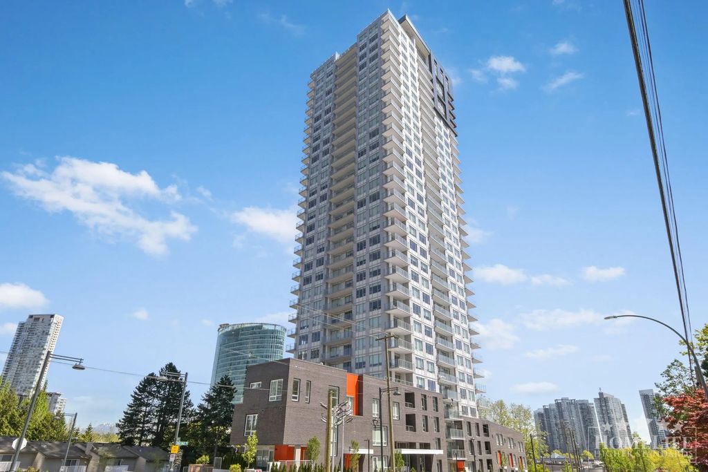13387 Old Yale Road 809, Surrey