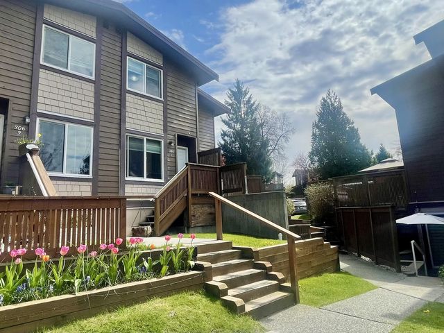 306 Highland Way 4, Port Moody