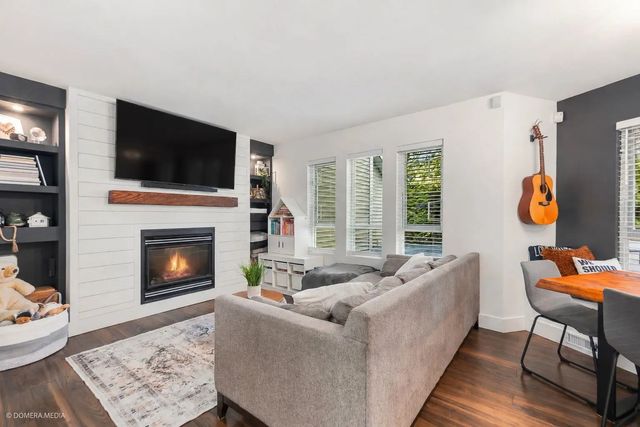123 Laval Street 17, Coquitlam