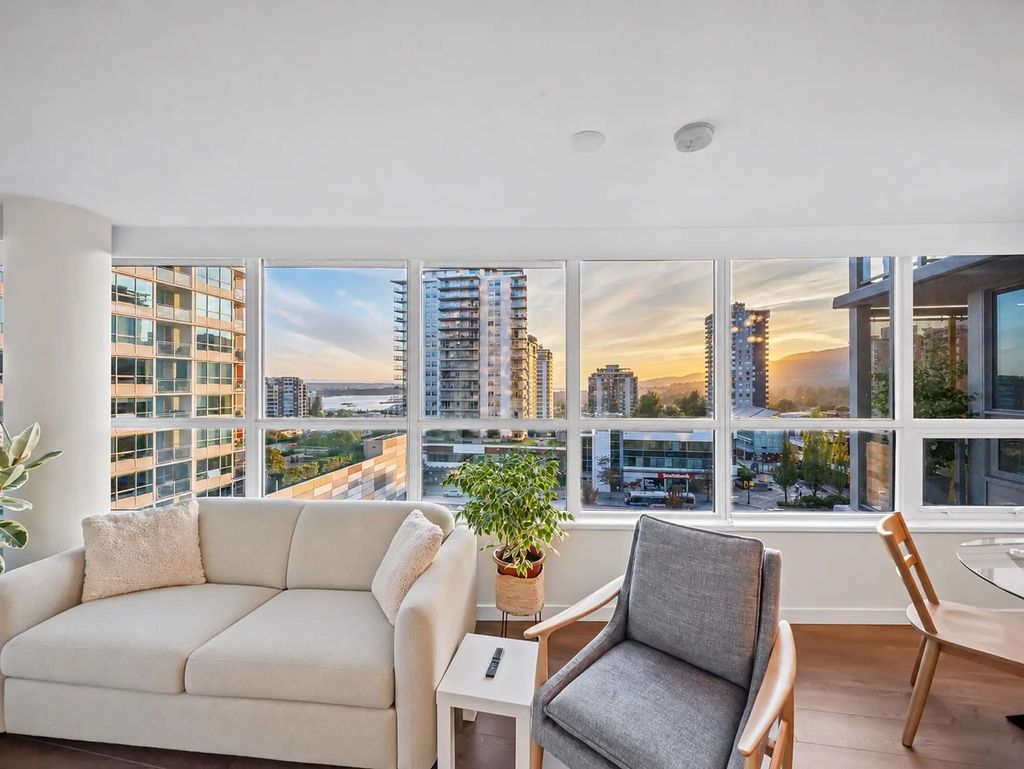 125 E 14th Street 704, North Vancouver