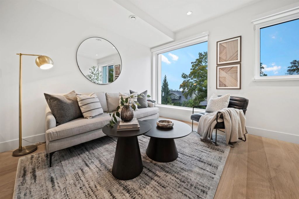 140 W Woodstock Avenue, Vancouver