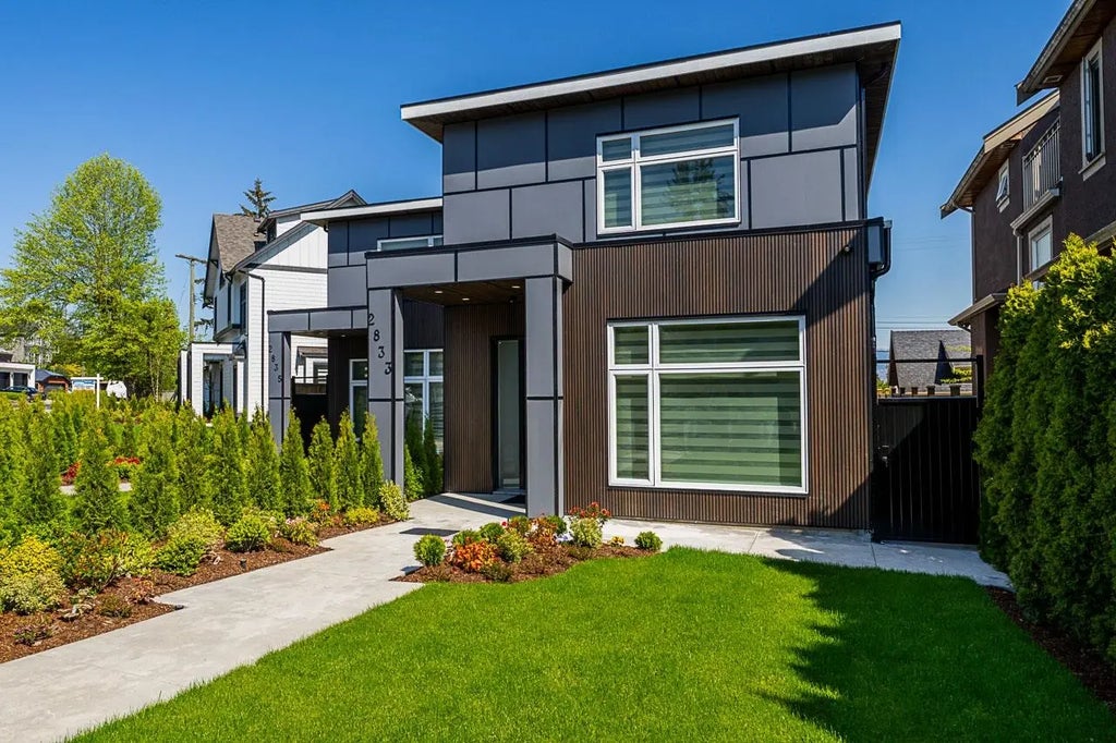 2833 Oliver Crescent, Vancouver