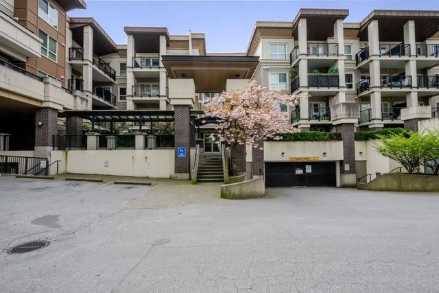 9655 King George Boulevard 104, Surrey