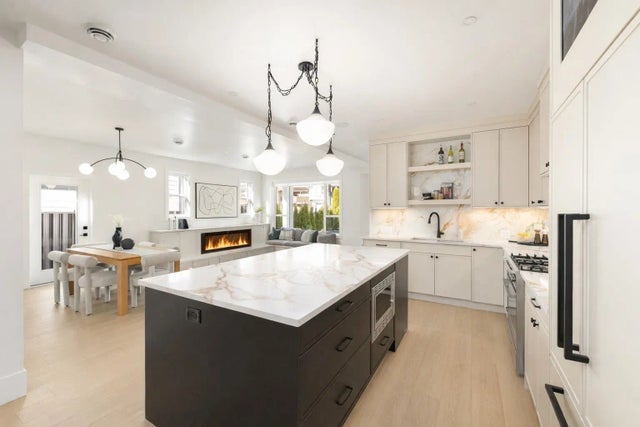 646 Girard Avenue 101, Coquitlam