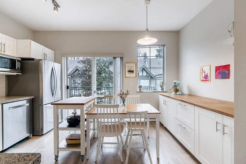 8533 Cumberland Place 26, Burnaby