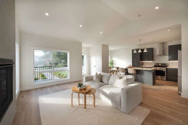 5416 Mills Road, Sechelt