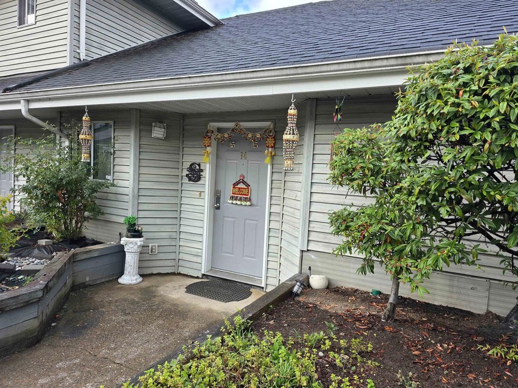 13640 84 Avenue 14, Surrey