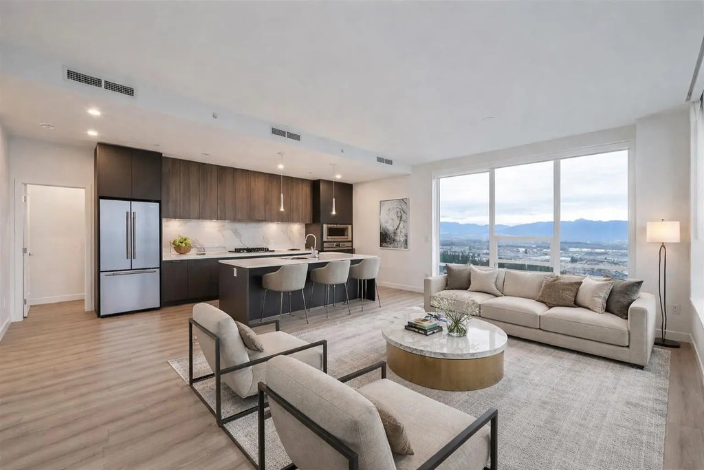 8551 201 Street 3306, Langley