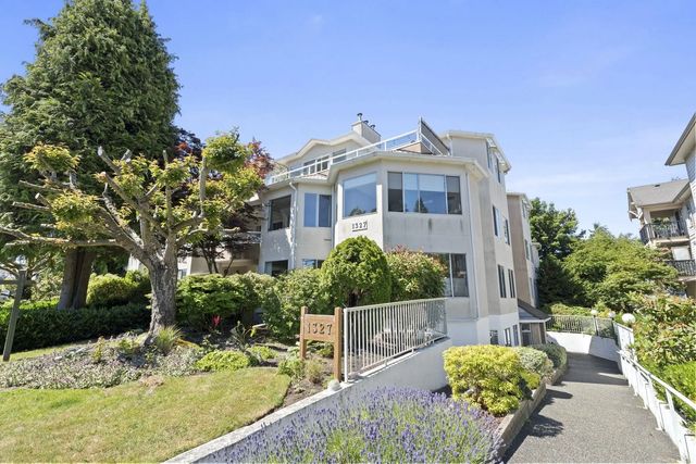 1327 Best Street 203, White Rock