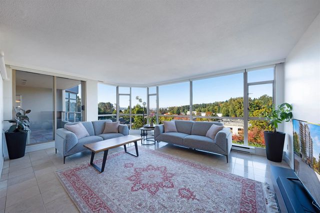 1327 E Keith Road 803, North Vancouver