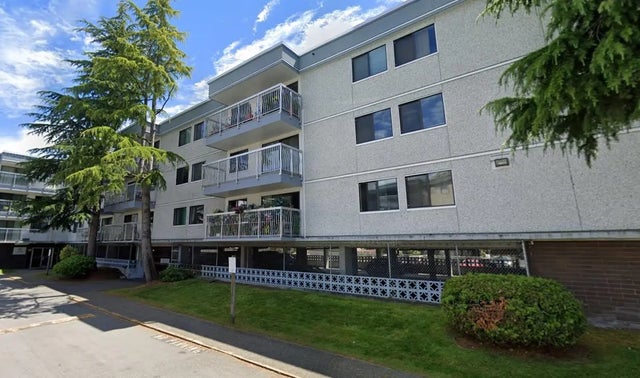 6420 Buswell Street 101, Richmond