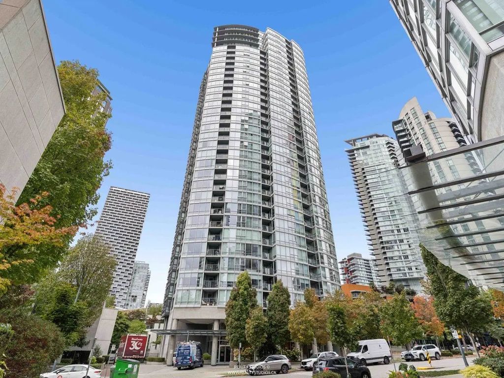 1495 Richards Street 2208, Vancouver