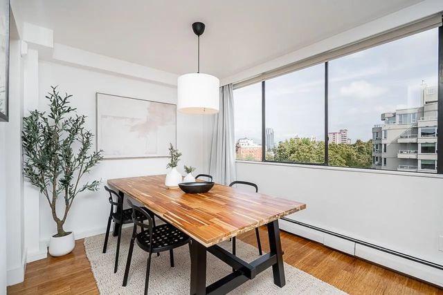 1616 W 13 Avenue 902, Vancouver