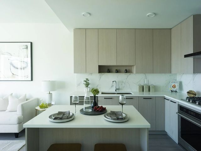 555 Sydney Avenue 2407, Coquitlam