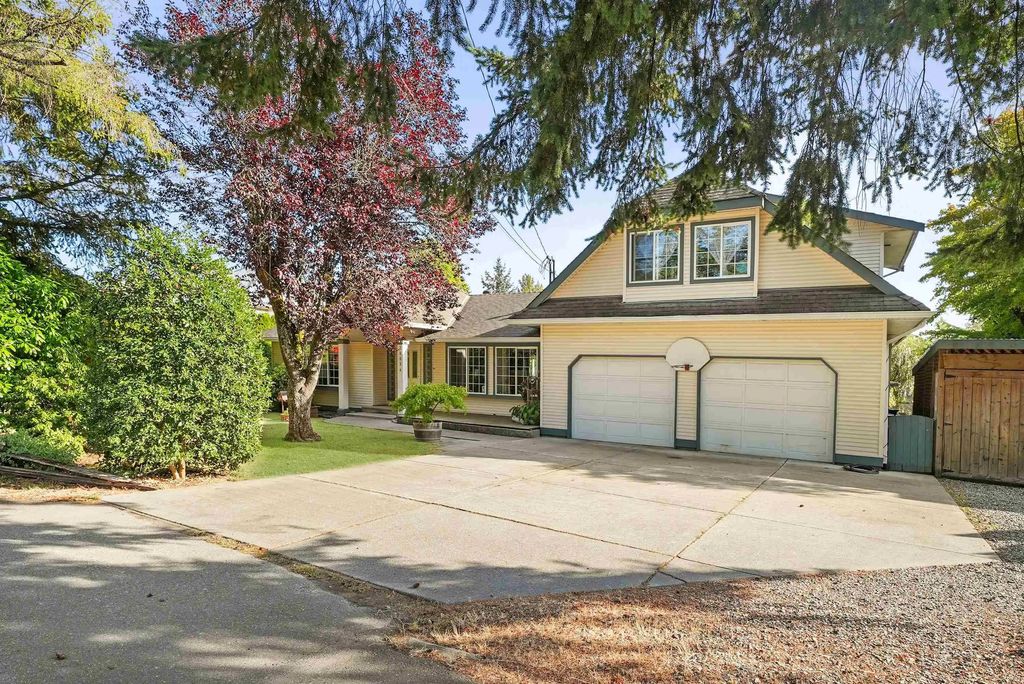 20094 24 Avenue, Langley