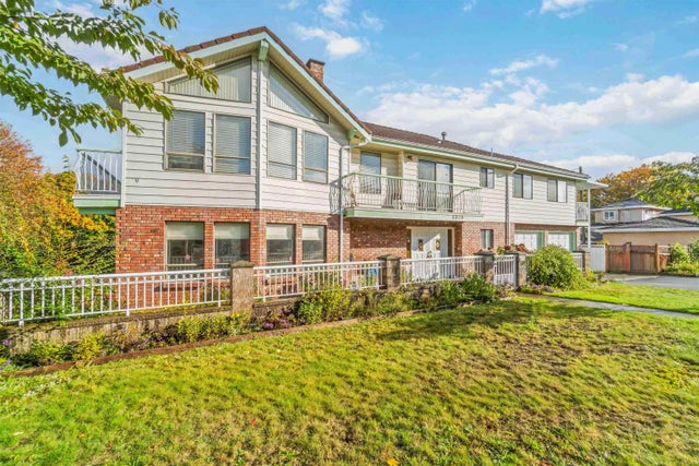 5820 Earles Street, Vancouver