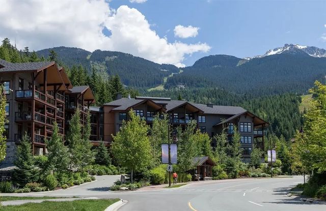 2020 London Lane 213b, Whistler