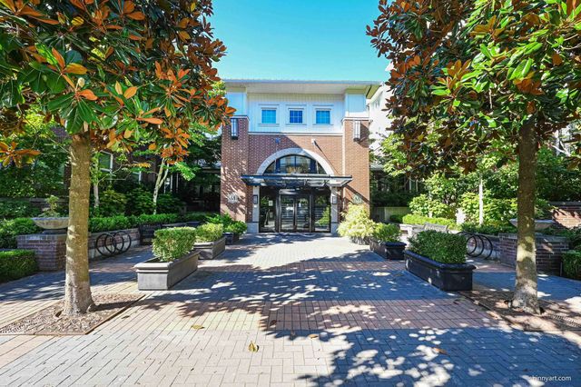 9399 Odlin Road 110, Richmond