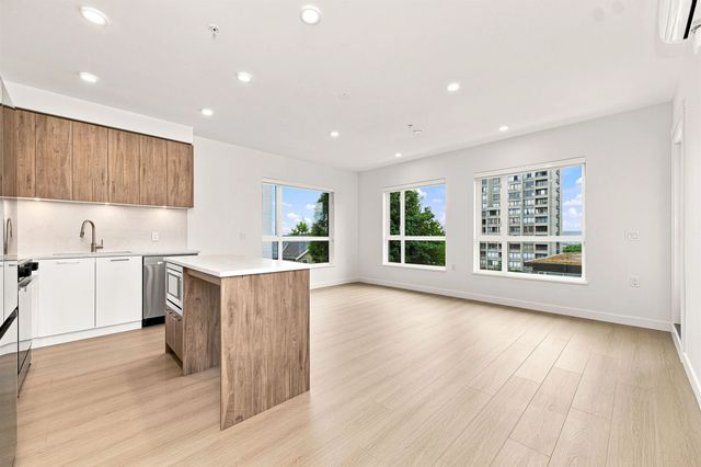 82 First Street 229, New Westminster