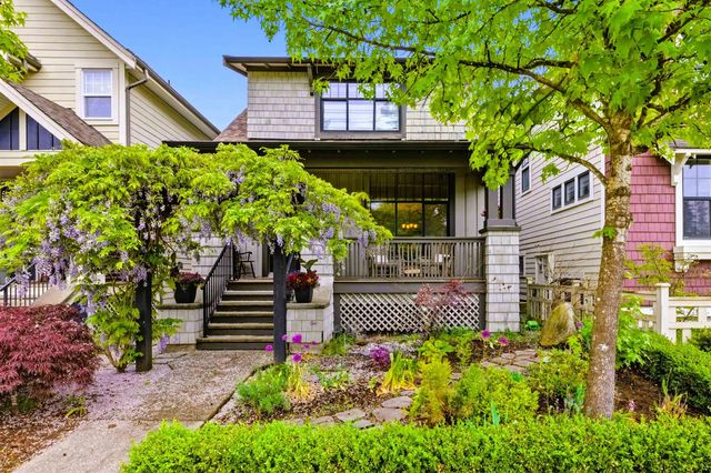 9352 Singh Street, Langley