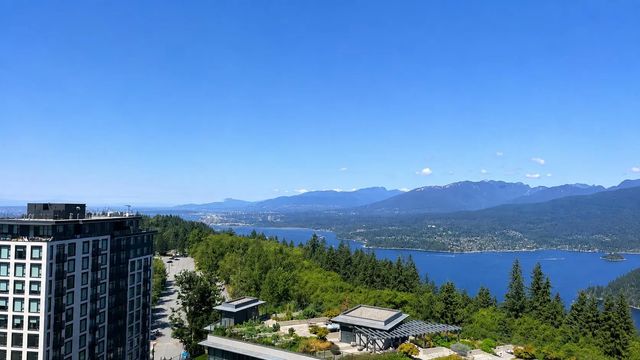 8761 University Crescent 1301, Burnaby