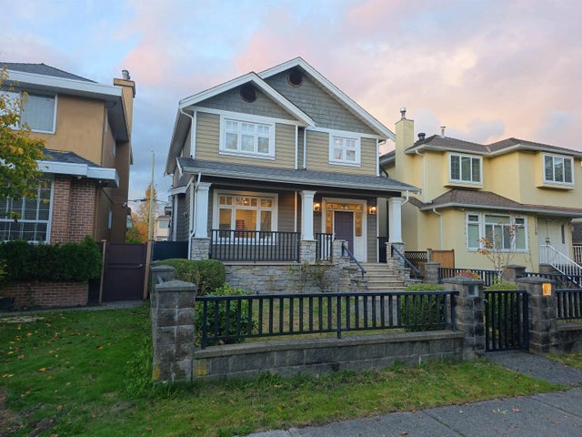 2745 W 19th Avenue, Vancouver