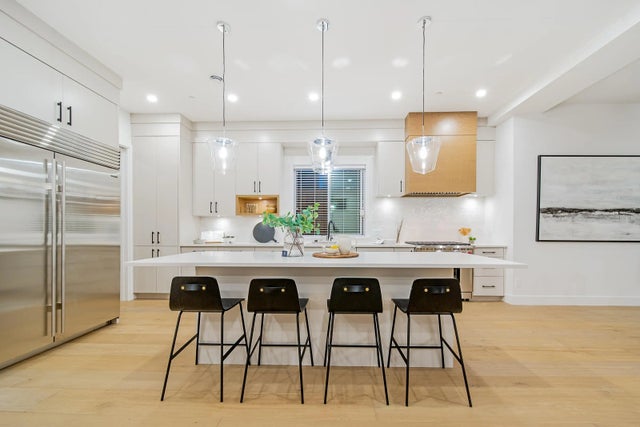 23a Glenmore Drive, West Vancouver