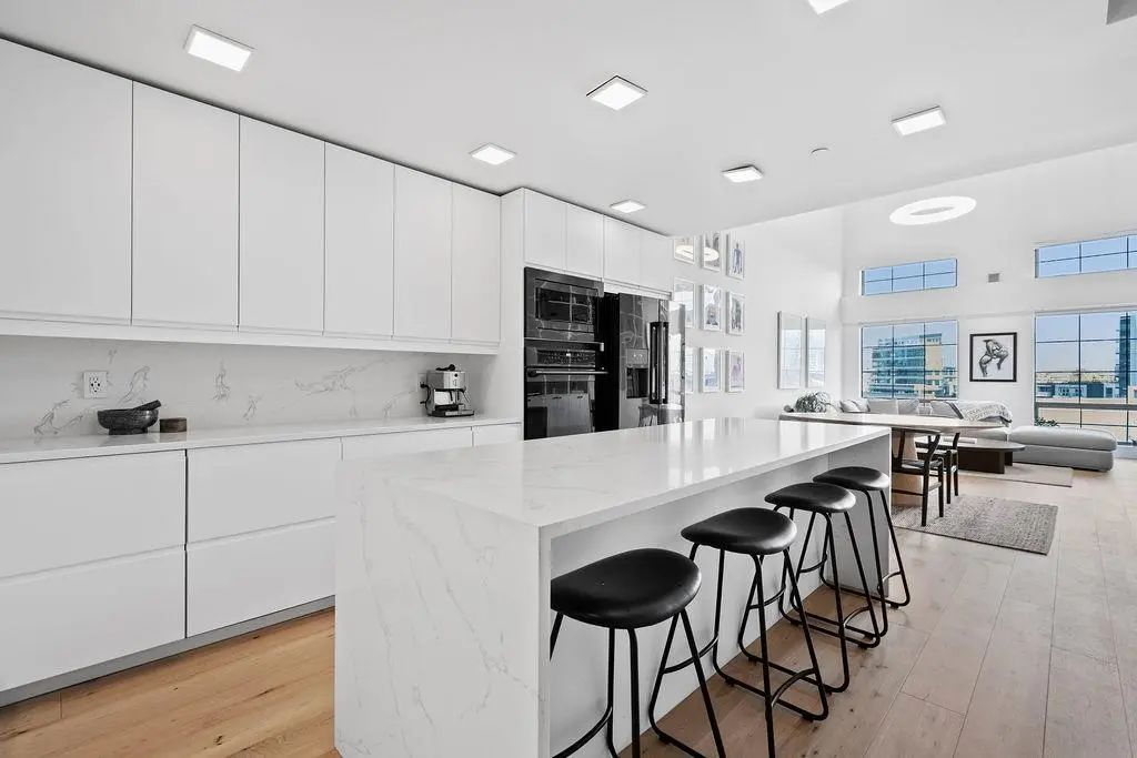 237 E 4th Avenue 417, Vancouver