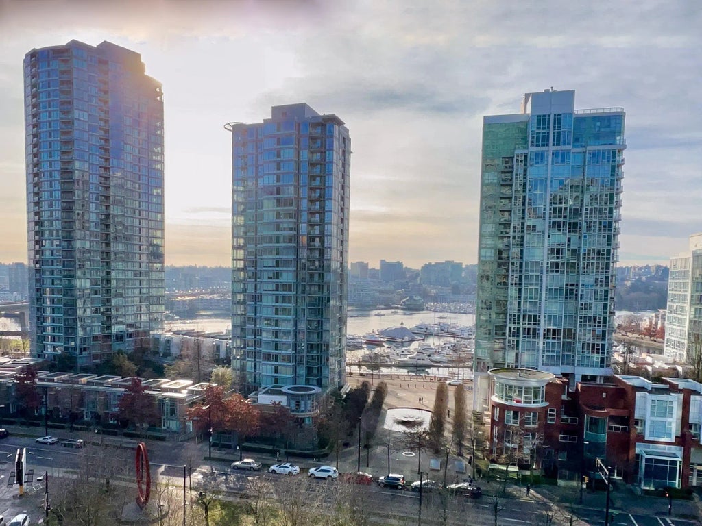 1009 Expo Boulevard 1206, Vancouver