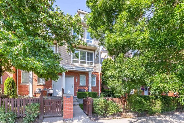 19505 68a Avenue 114, Surrey