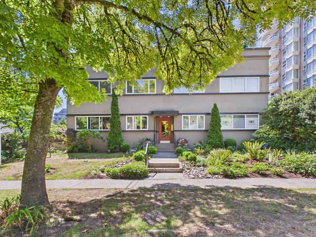 2296 W 39th Avenue 10, Vancouver
