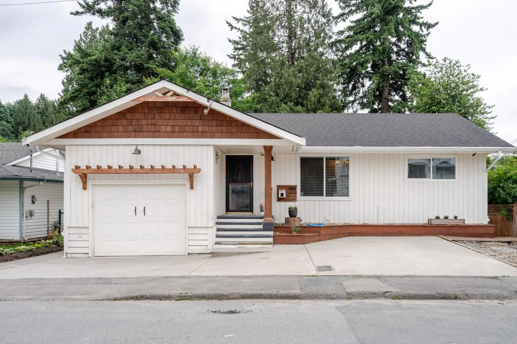 33986 Walnut Avenue, Abbotsford
