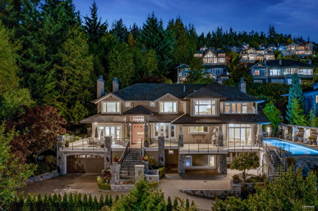 2495 Hudson Court, West Vancouver