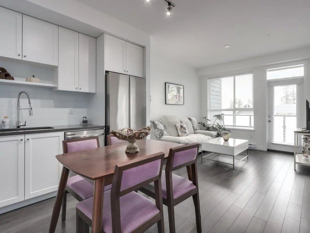 15738 85 Avenue 321, Surrey