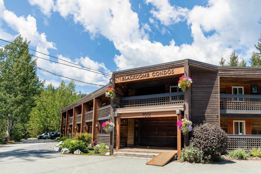 7001 Nesters Road 7, Whistler