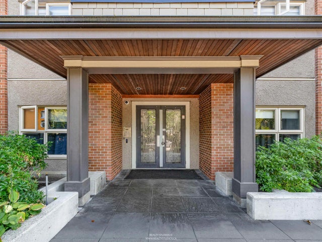 1988 Suffolk Avenue 208, Port Coquitlam